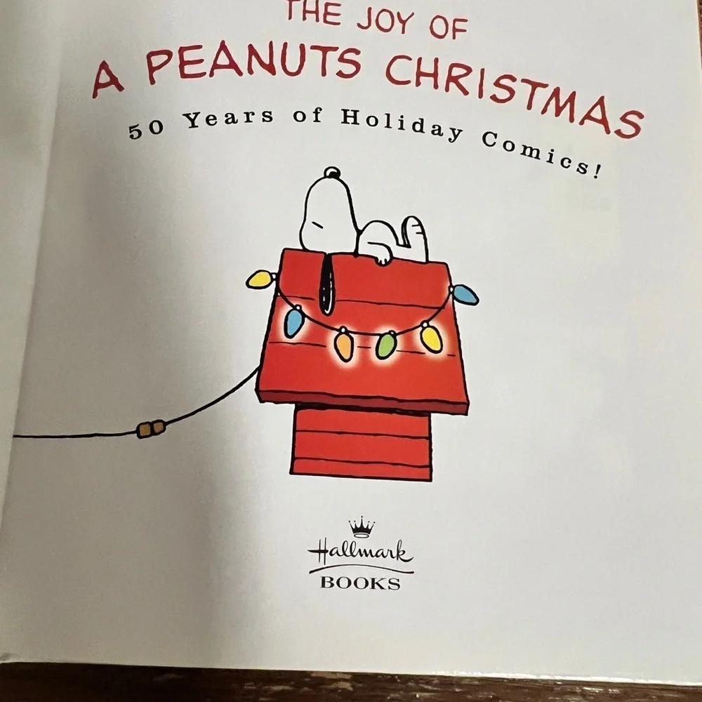 Peanuts Christmas Holiday Comic Book • Hallmark Hardcover • Charles Schulz